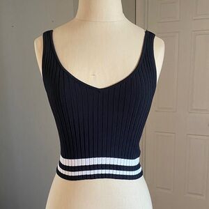 Forever 21 Black and White Ribbed Crop Top